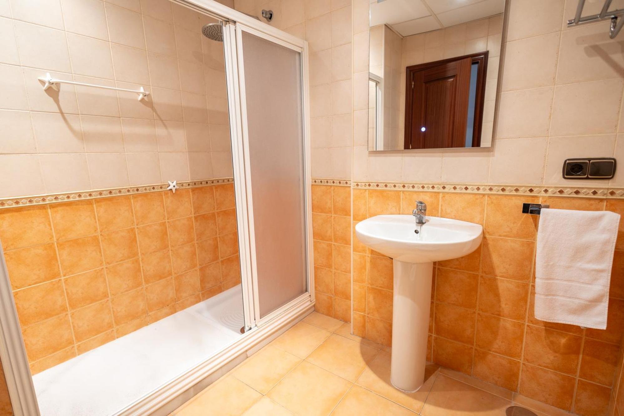 Grande Apartamento Familiar Seville Ngoại thất bức ảnh