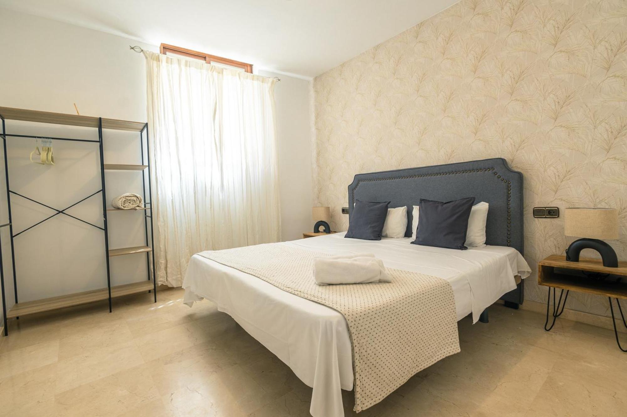 Grande Apartamento Familiar Seville Ngoại thất bức ảnh
